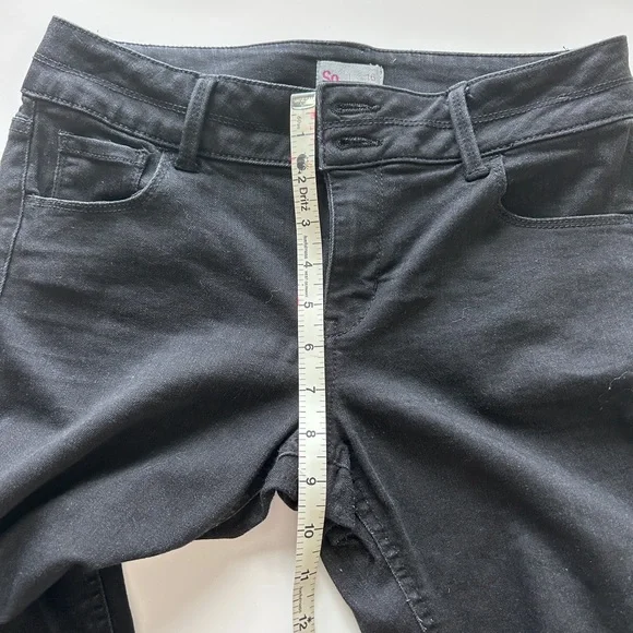 SO Girls Skinny Jeans Size 16 Black EUC - Picture 7 of 9